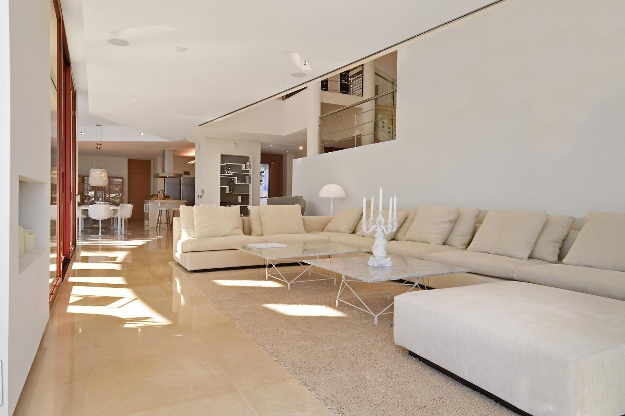 Extraordinary 7 Bdrm W Pool, Gym, Cinema Marbella